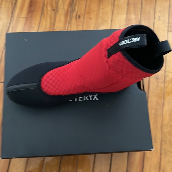 Arc’teryx Gortex GTX high liner - Picture 3 of 3